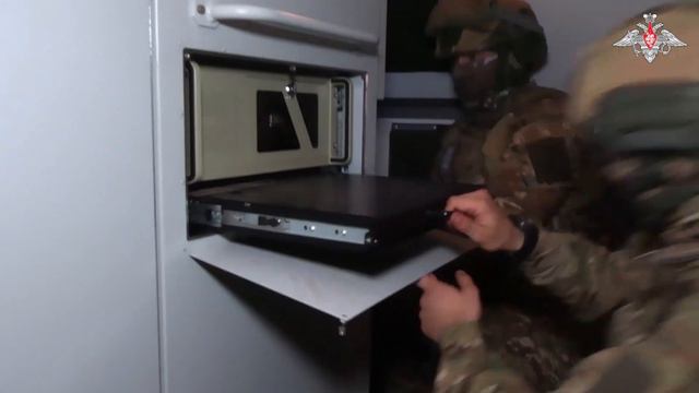 🔎 Военнослужащие группировки войск «Север» рассказали о применении новой радиолокационной станции « смотреть онлайн