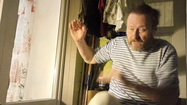 Разминка по рукопашке на балконе. Часть 1 смотреть онлайн