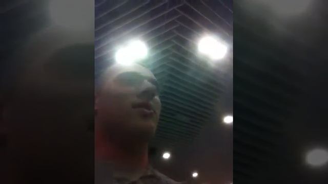 In the Airport, Shannon Ireland смотреть онлайн