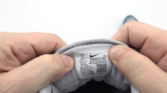 Nike Air Max Systm DM9537-006 Unboxing смотреть онлайн