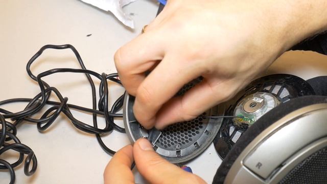 Sennheiser Headphone Cable Repair (Change)