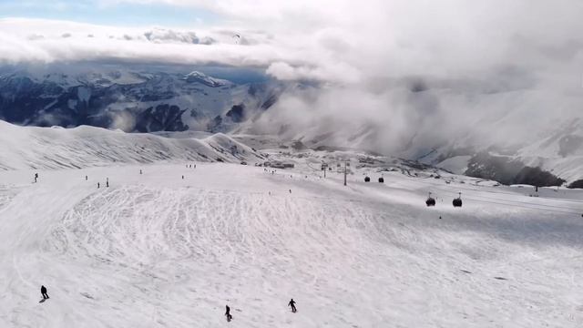 Gudauri (Гудаури) - обзор с высоты/review