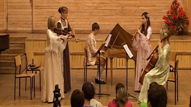 Debiut Incalzando смотреть онлайн