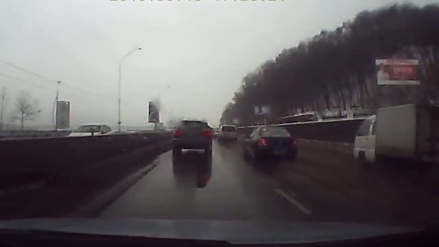 Как "убирают" снег с набережной в Киеве - 27.01.2016 смотреть онлайн