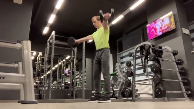 Отведение супинированного плеча с прямыми руками (Straight arm dumbbell raises) смотреть онлайн