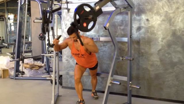 Nova Arena Fitness и я рассказываю о тренажерах смотреть онлайн