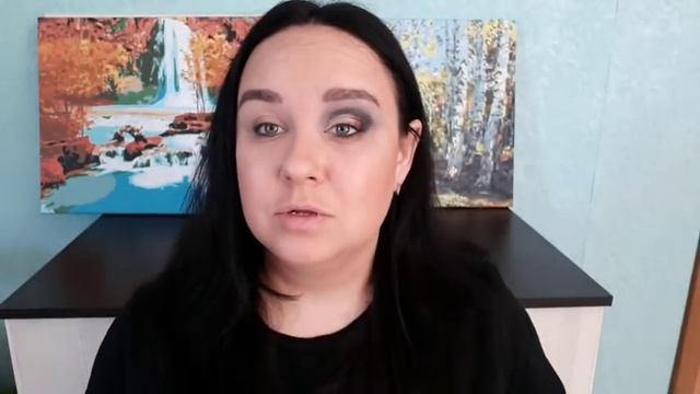 Тени-фольга от Revolution Foil Frenzy Creation Eyeshadow Palette смотреть онлайн