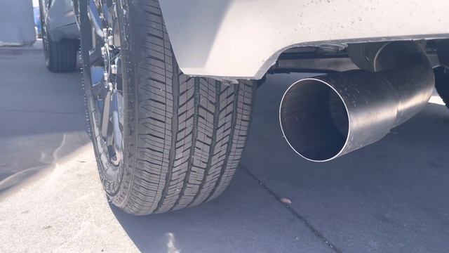 2022 TOYOTA TUNDRA PLATINUM EXHAUST SOUND. Twin turbo v6 смотреть онлайн