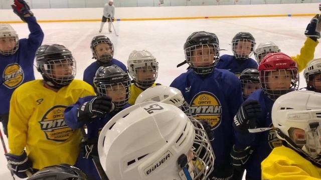 Работа с малышами. Подбор коньков, заточка, профилирование и конечно наклон конька). смотреть онлайн