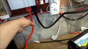 Холодильник от солнечной электростанции (почему не работает?)