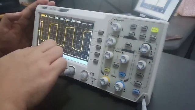 owon sds1102 oscilloscope unboxing and initial review (tagalog) смотреть онлайн