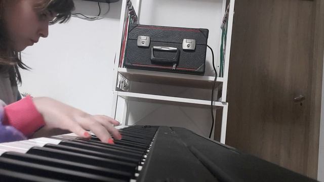 Играю на пианино van gogh (Viginio aiello) полной видео смотреть онлайн