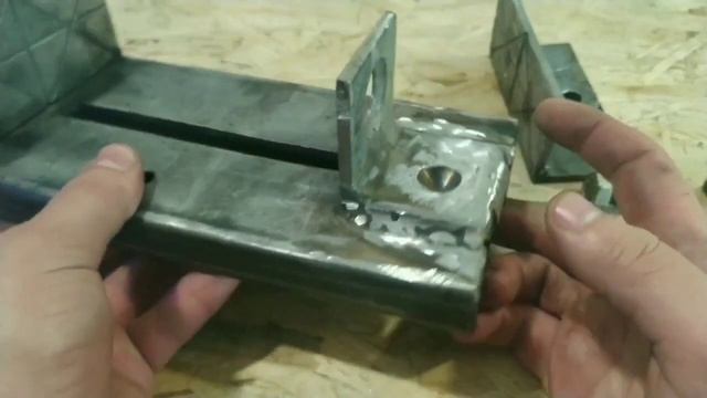 Быстрозажимные тиски из пистолета для герметика смотреть онлайн