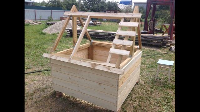 У Дачный домик для колодца смотреть онлайн