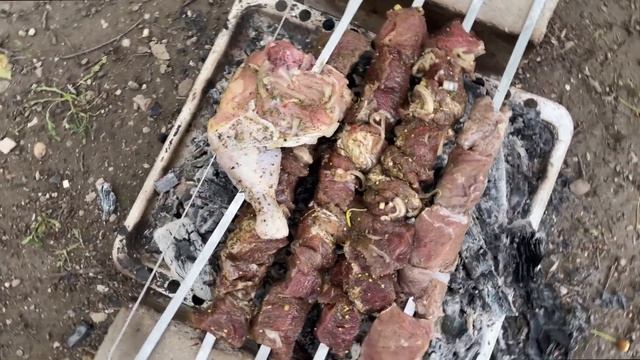 Вкуснейшие шашлыки на природе! смотреть онлайн