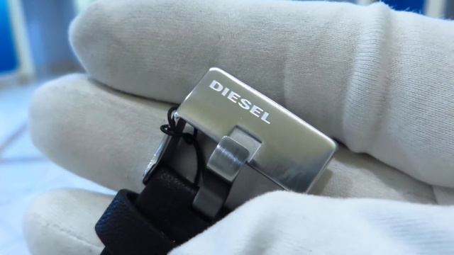 Diesel Caged DZ1947 смотреть онлайн