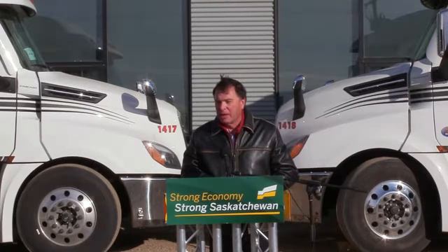 LIVE: Ensuring Saskatoon's economy remain strong смотреть онлайн