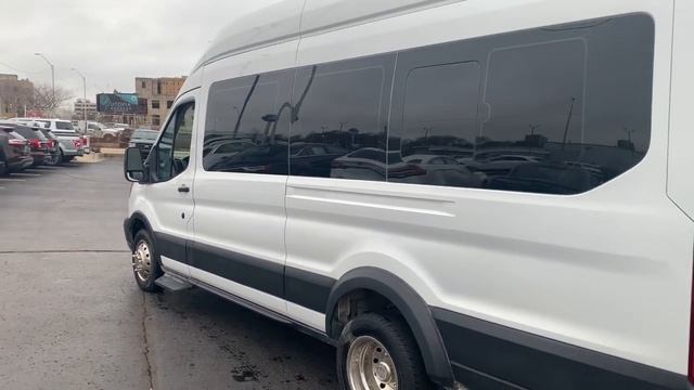 2018 Ford Transit Detroit, Southfield, Dearborn, Grosse Pointe, St. Clair Shores B40428 смотреть онлайн
