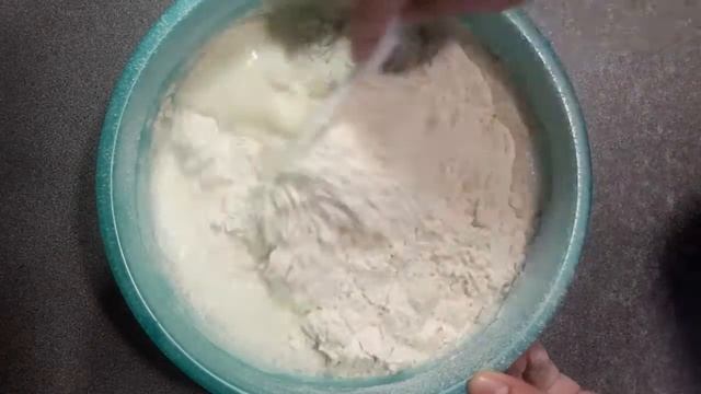 Всегда пышные оладьи на кефире или кислом молоке смотреть онлайн