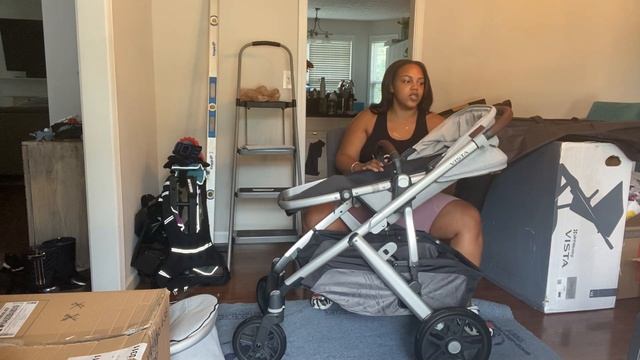 UPPABaby Vista V2 Review (color/trim in Stella) смотреть онлайн