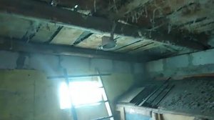 свет в курятник  от аккумулятора сотового телефона заряжаемого от солнечной панели