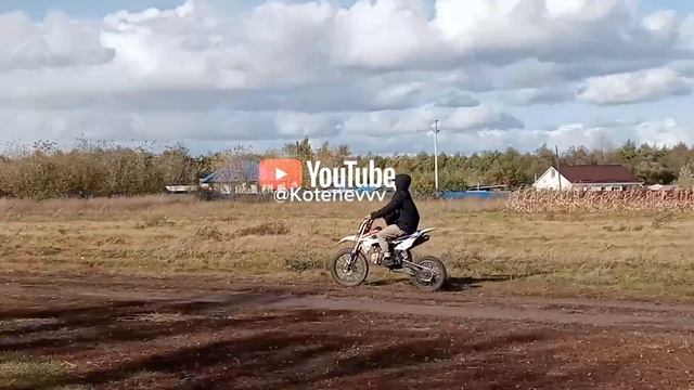 Питбайк KAYO 125CC / Способен ИСПОЛНЯТЬ? смотреть онлайн