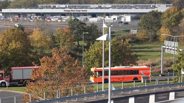 Flugzeug kollidiert mit Bus + Gebäude am Flughafen Köln/Bonn - ICAO-Übung am 06.11.21 + O-Ton смотреть онлайн