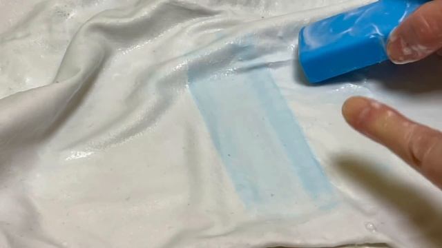 БЕЛОСНЕЖНЫЙ  МЕДИЦИНСКИЙ ХАЛАТ И  БЕЛОЕ БЕЛЬЕ