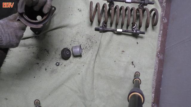 замена задних амортизаторов на Ауди 80 б4 #ауди