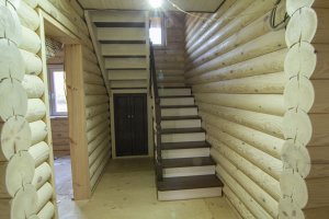 Изготовление лестницы с поворотом на 180 градусов через площадку