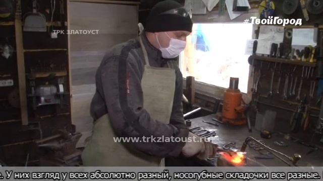 В мастерской Дениса Ростовцева живут десятки собак и крупный рогатый скот. смотреть онлайн