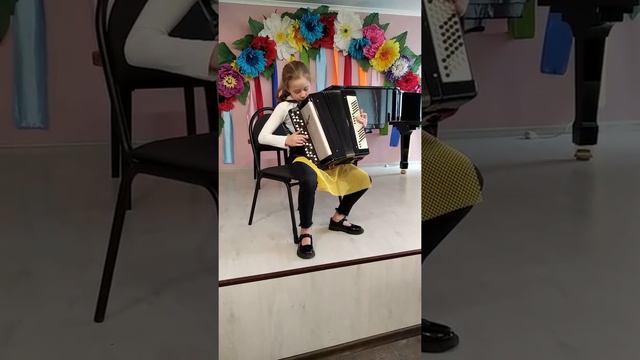 Овдієнко Марія баян 1 к. Ю. Гаврилов "Колобок" смотреть онлайн