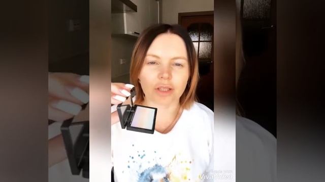 Пудра-фиксатор и кисть для макияжа в форме сердечка из каталога Орифлэйм 2/2019 смотреть онлайн
