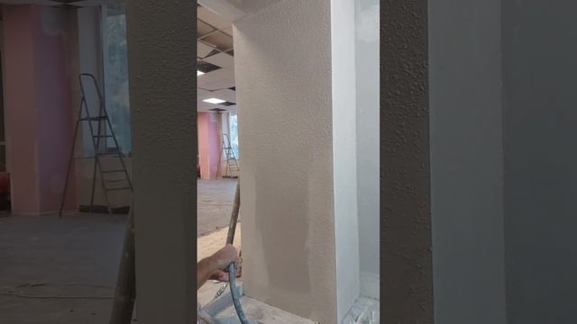 Быстрая и профессиональная механизированная шпаклевка