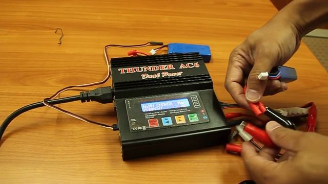 Low Voltage Error on your Lipo battery? Here's a quick fix! смотреть онлайн