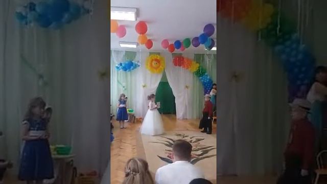 Папа- редкий гость в детском саду смотреть онлайн