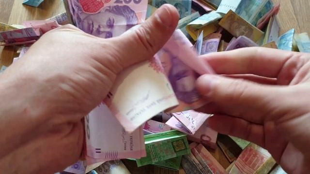 Антиквар открыл копилку в 2020 году.Такого никто не ожидал. смотреть онлайн