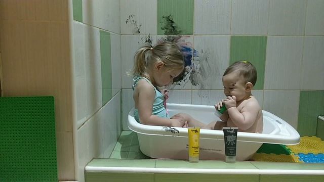 Пальчиковые краски с погодками ❤️2 года и 8 месяцев смотреть онлайн