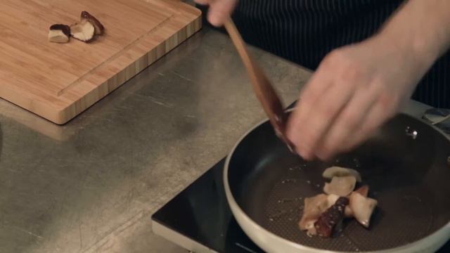 Рецепт Ризотто с белыми грибами смотреть онлайн