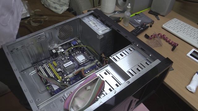 Из Celeron 430 в Core 2 Duo E6850.  Апгрейд старенького компьютера. Выпуск 124.