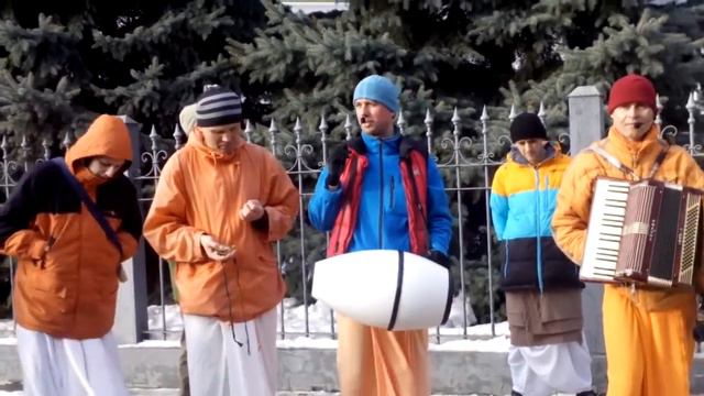 Разум-означает сравнивать и выбирать лучшее! Харинама_12.01.14г. Харьков смотреть онлайн