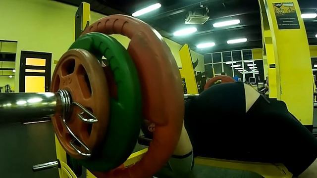 Д 2, Жим штанги лежа средним хватом, 95 кг. смотреть онлайн