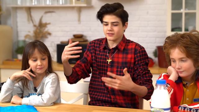 МИМИМИЖКА проверяет ТИК ТОК ЛАЙФХАКИ смотреть онлайн