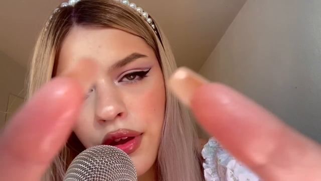 ASMR | Spit Painting ? АСМР МАКИЯЖ СЛЮНКОЙ