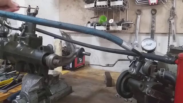 Проверка рулевого редуктора CROWN GS131 смотреть онлайн