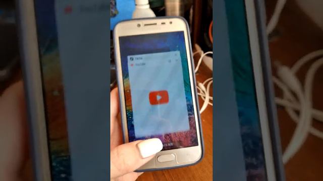Разделение на 2 части Samsung j2 смотреть онлайн
