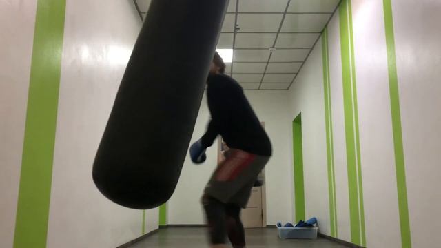 Трейси файт фор ю… В основном ловкость тренировки. Какие? смотреть онлайн