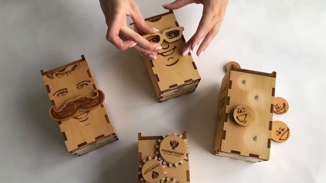 Подарочная коробка со съемными элементами из кедраIЗаказать в компании "Олден" смотреть онлайн