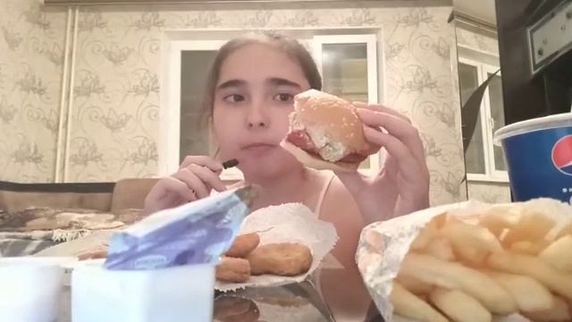 MUKBANK С БУРГЕР КИНГОМ??