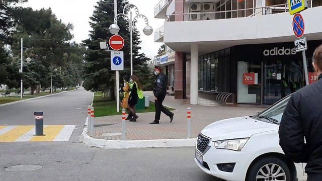 31.03.2020. ГЕЛЕНДЖИК, ВВЕЛИ ОГРАНИЧЕНИЯ НА ПЕРЕДВИЖЕНИЯ. КАРАНТИН В КРАСНОДАРСКОМ КРАЕ. смотреть онлайн